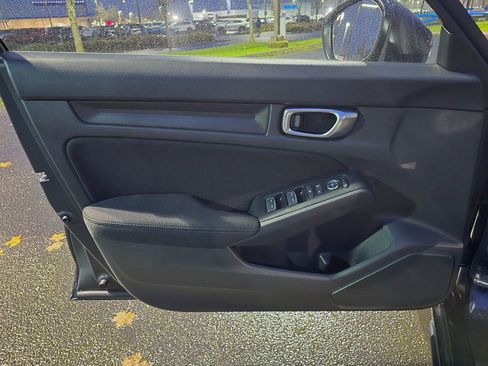 Certified 2025 Honda Civic Sport image 10