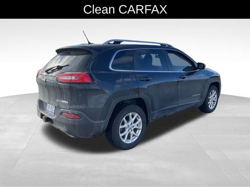 Used 2015 Jeep Cherokee Latitude w/ Cold Weather Group image 7