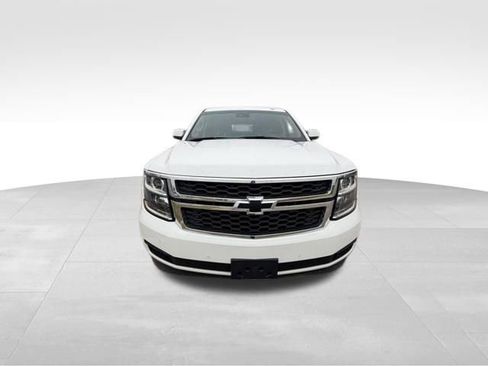 Used 2018 Chevrolet Tahoe LT image 3