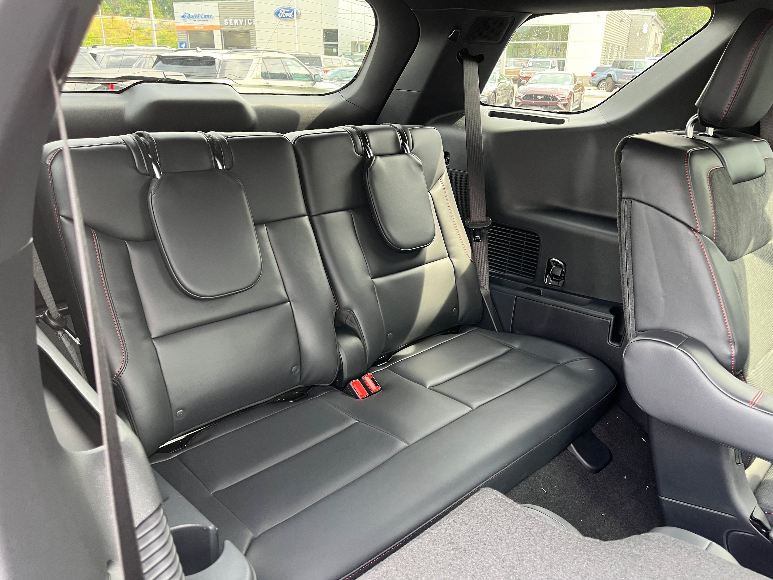 New 2027 Ford Explorer ST w/ Sun And Sound Package AWD/4WD image 7