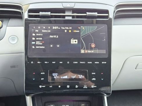 Used 2023 Hyundai Tucson Limited image 22