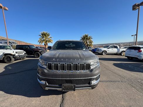 Used 2024 Jeep Wagoneer Series III image 8