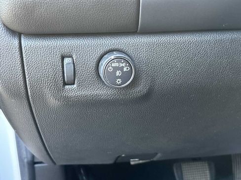 Used 2022 GMC Canyon Elevation w/ Trailering Package RWD image 18
