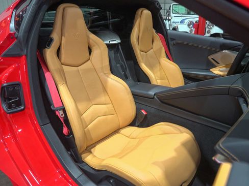 Used 2020 Chevrolet Corvette Stingray Preferred Cpe w/ 2LT Preferred Equipment Group RWD image 37