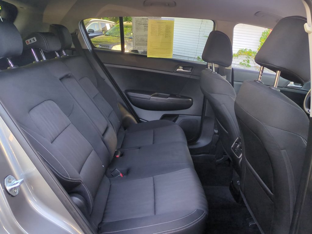 Used 2017 Kia Sportage LX AWD/4WD image 26