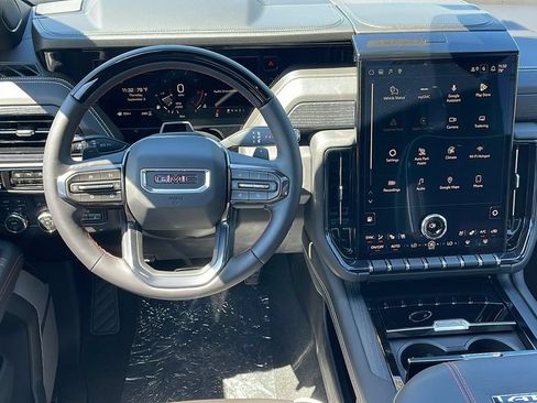New 2026 GMC Yukon AT4 Ultimate AWD/4WD image 17