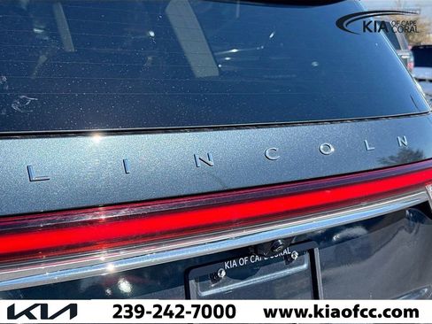 Used 2023 Lincoln Aviator Reserve w/ Equipment Group 201A image 11