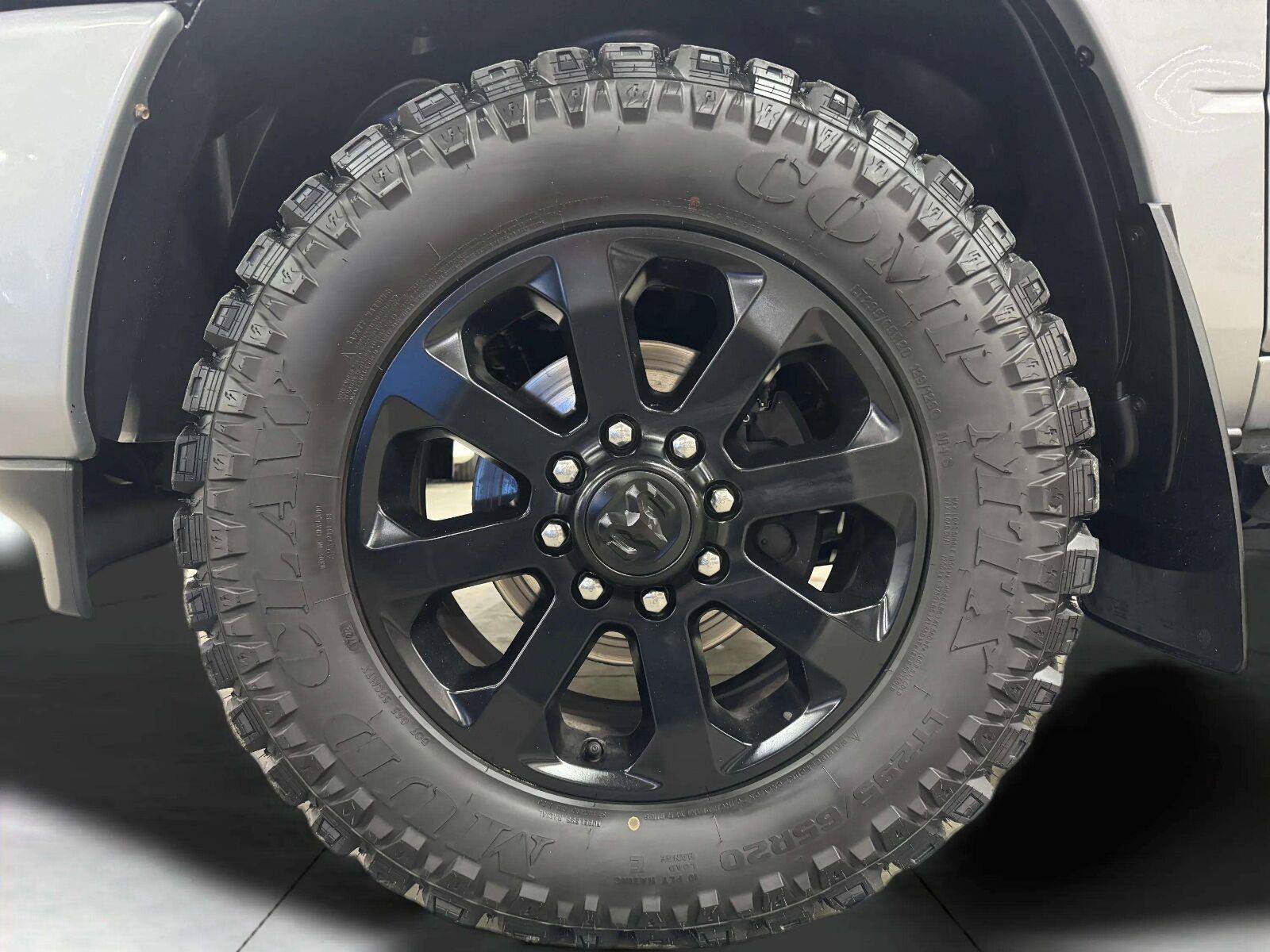 Used 2021 RAM 2500 Big Horn w/ Night Edition AWD/4WD image 41
