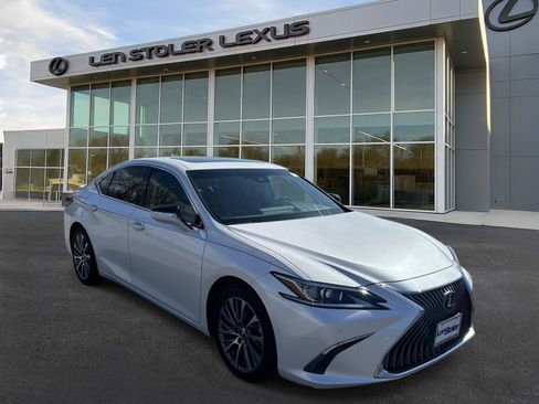 Used 2020 Lexus ES 350 w/ Premium Package image 7