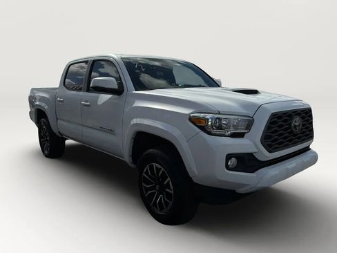Used 2020 Toyota Tacoma TRD Sport image 8