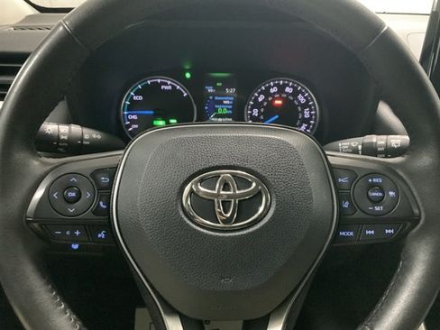 Used 2021 Toyota RAV4 XLE w/ XLE Grade Weather Package AWD/4WD image 21