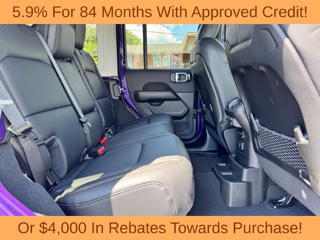 New 2026 Jeep Wrangler Unlimited Sahara w/ Whitecap Package AWD/4WD image 12