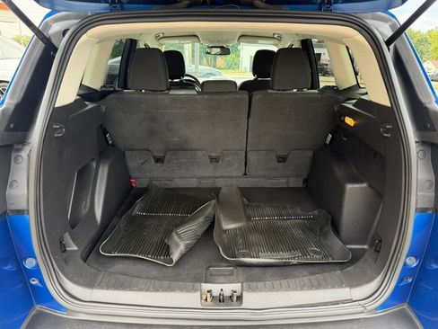 Used 2019 Ford Escape SE w/ Ford Safe & Smart Package AWD/4WD image 13