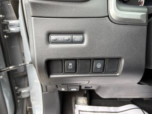 Used 2024 Nissan Murano SV w/ SV Midnight Edition Package AWD/4WD image 20