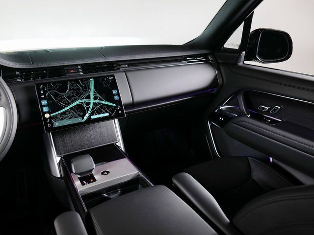 New 2026 Land Rover Range Rover SE AWD/4WD image 16