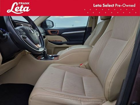 Used 2018 Toyota Highlander Plus image 21