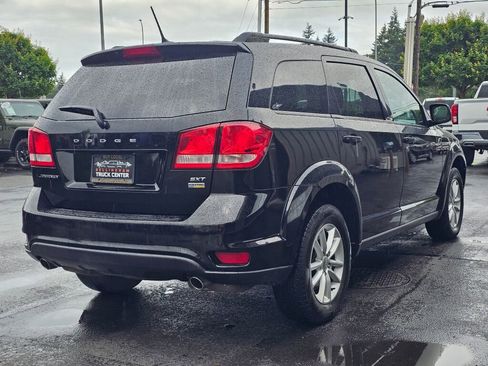 Used 2014 Dodge Journey SXT w/ Flexible Seating Group FWD image 5