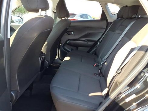 Used 2024 Hyundai Kona SEL image 5