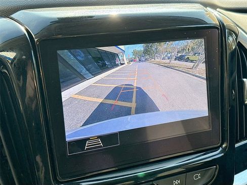 Used 2020 Chevrolet Traverse LT w/ Driver Confidence II Package image 15