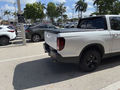 Used 2024 Honda Ridgeline Black Edition image 6