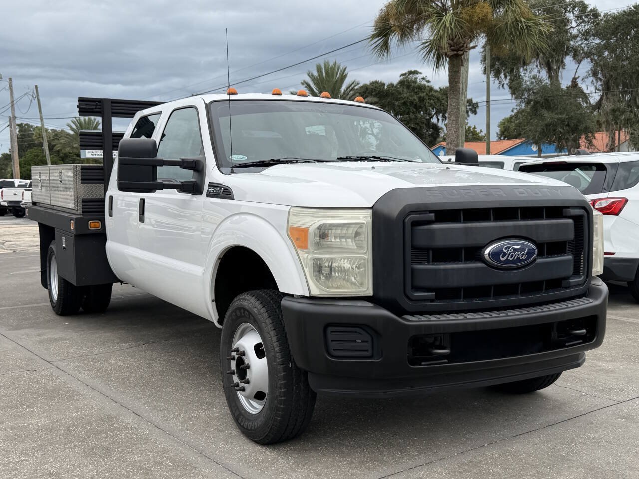 Used 2011 Ford F350 XL w/ Trailer Tow Pkg AWD/4WD image 2
