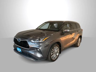 Used 2022 Toyota Highlander Platinum