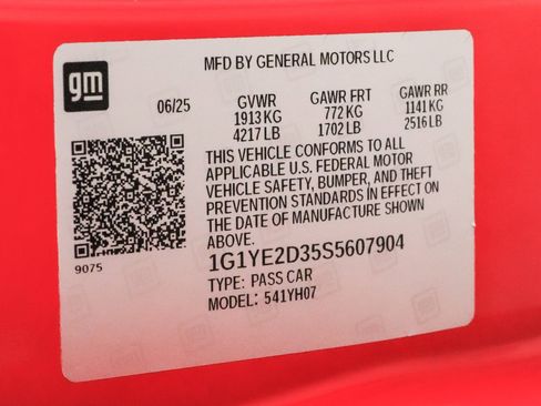 Used 2025 Chevrolet Corvette Z06 w/ Battery Protection Package image 7