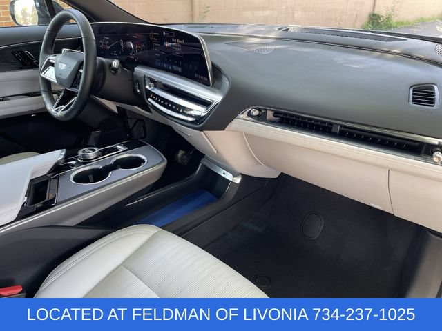 Certified 2024 Cadillac Lyriq Sport w/ LPO, Floor Liner Package AWD/4WD image 28