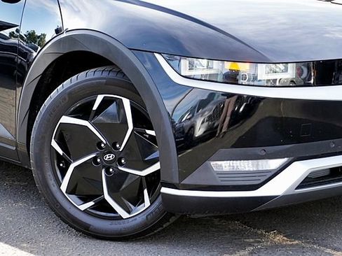 Certified 2024 Hyundai Ioniq 5 SEL RWD image 4