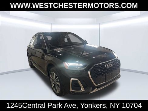 Used 2022 Audi Q5 2.0T Premium w/ Convenience Package AWD/4WD image 3