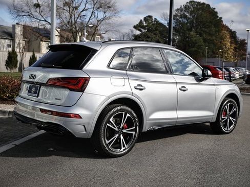 Certified 2025 Audi Q5 2.0T Premium Plus w/ Premium Plus Package image 7