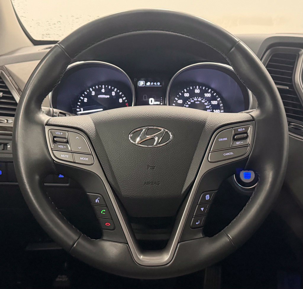 Used 2017 Hyundai Santa Fe Sport AWD/4WD image 16