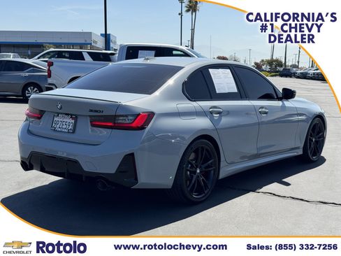 Used 2023 BMW 330i Sedan w/ M Sport Package RWD image 6