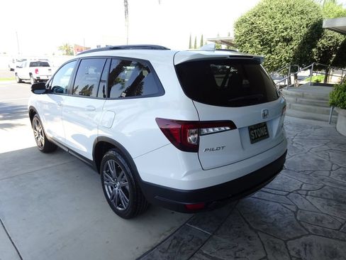 Used 2022 Honda Pilot Sport image 6