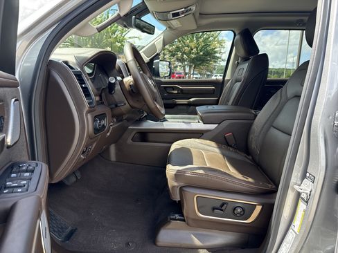 Used 2026 RAM 1500 Limited AWD/4WD image 9