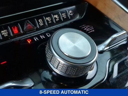 Used 2023 Jeep Grand Wagoneer Series III AWD/4WD image 13