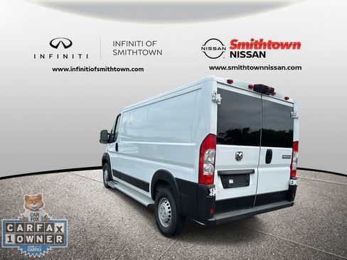 Used 2025 RAM ProMaster 2500 w/ U-Haul Equipment Group FWD image 9
