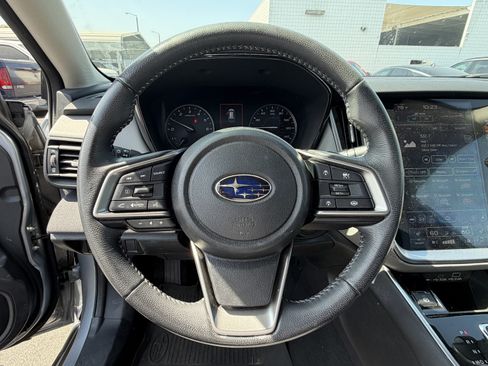 Used 2023 Subaru Outback Premium AWD/4WD image 11