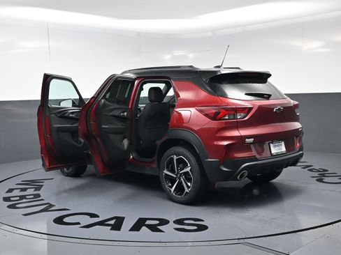 Certified 2023 Chevrolet TrailBlazer RS w/ Convenience Package image 28