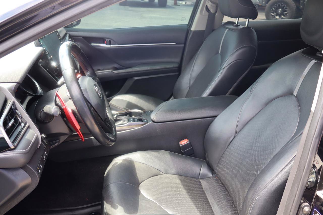 Used 2021 Toyota Camry XSE FWD image 13