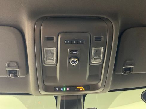 Used 2021 Chevrolet Tahoe Z71 AWD/4WD image 22