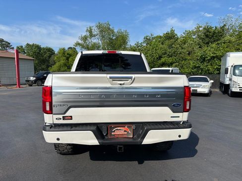 Used 2018 Ford F150 Platinum w/ Equipment Group 701A Luxury AWD/4WD image 8