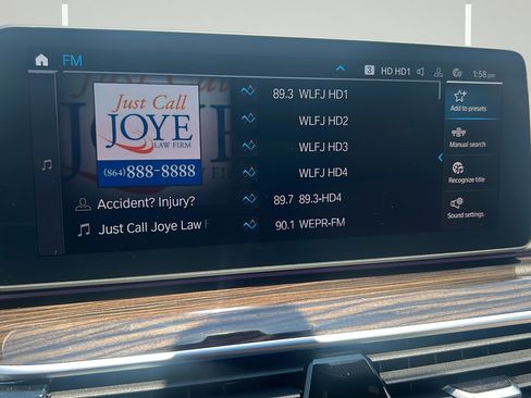 Used 2023 BMW 530e w/ Premium Package RWD image 24