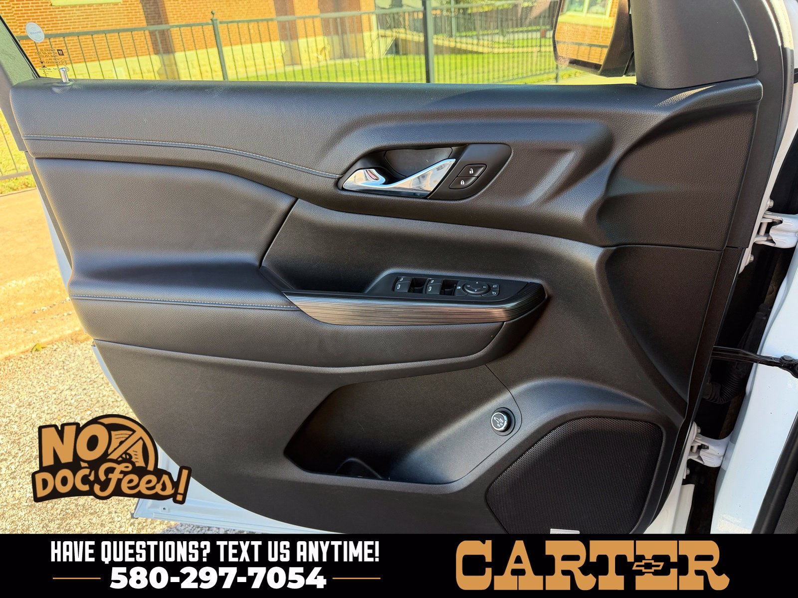 Used 2019 GMC Acadia SLT AWD/4WD image 18