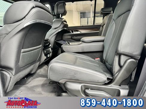 Used 2022 Jeep Grand Wagoneer Series II w/ Premium Group II AWD/4WD image 40