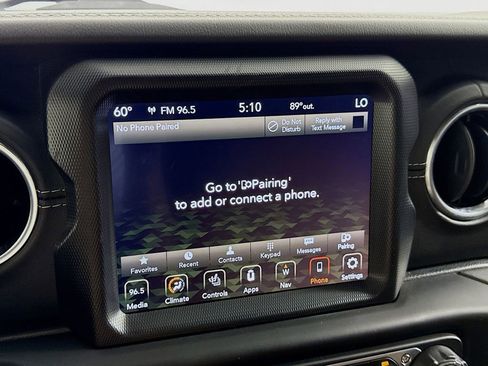 Used 2020 Jeep Wrangler Unlimited Sahara image 41