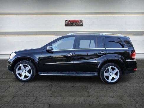 Used 2012 Mercedes-Benz GL 550 4MATIC image 4