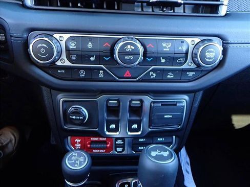 New 2026 Jeep Wrangler Rubicon image 19