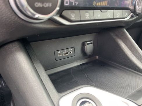 Used 2023 Nissan Sentra SV w/ All-Weather Package image 25