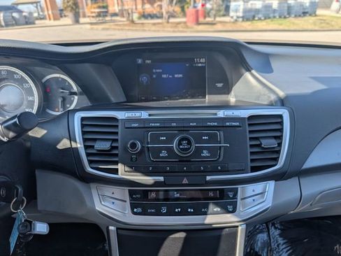 Used 2013 Honda Accord LX image 12